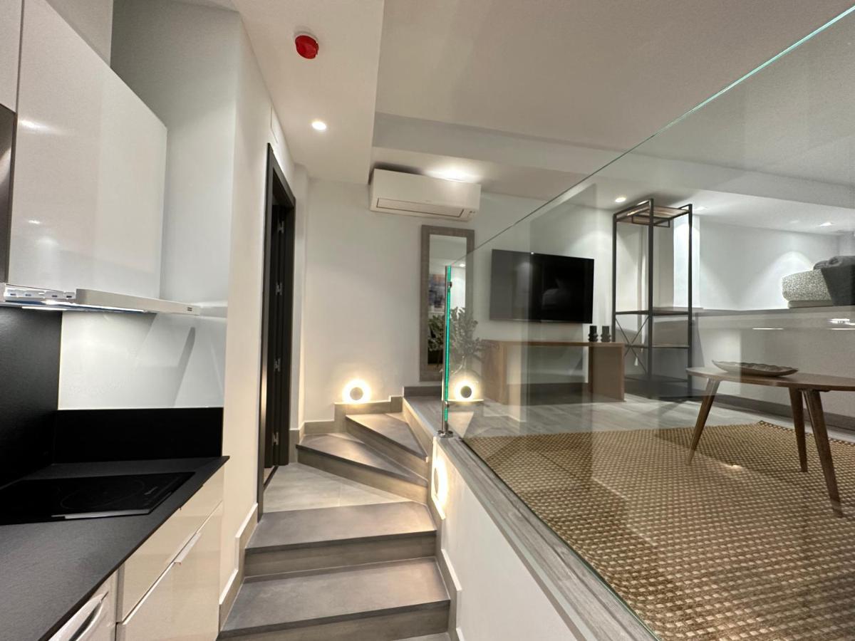 Suites 18 - Hostatel Granada Exteriör bild