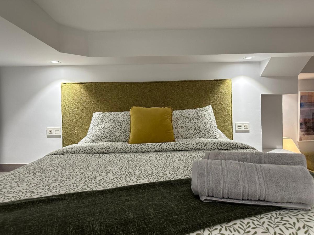 Suites 18 - Hostatel Granada Exteriör bild