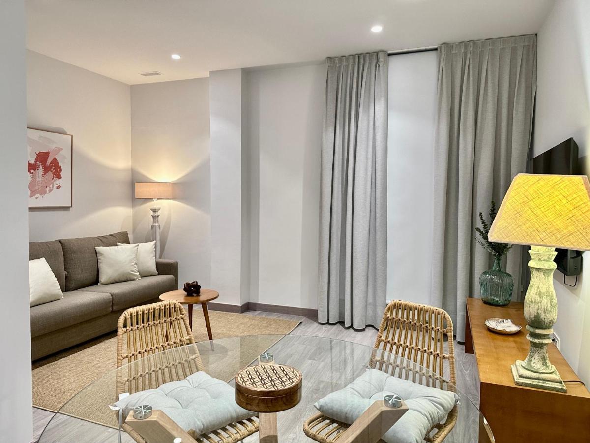 Suites 18 - Hostatel Granada Exteriör bild