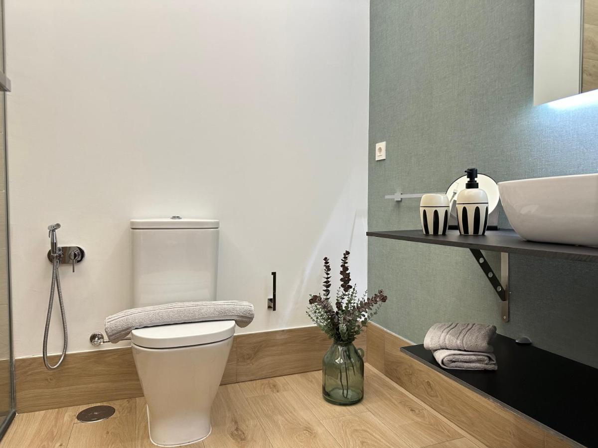 Suites 18 - Hostatel Granada Exteriör bild