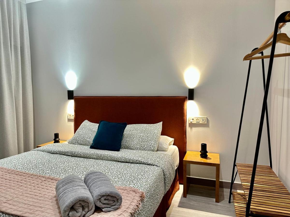 Suites 18 - Hostatel Granada Exteriör bild