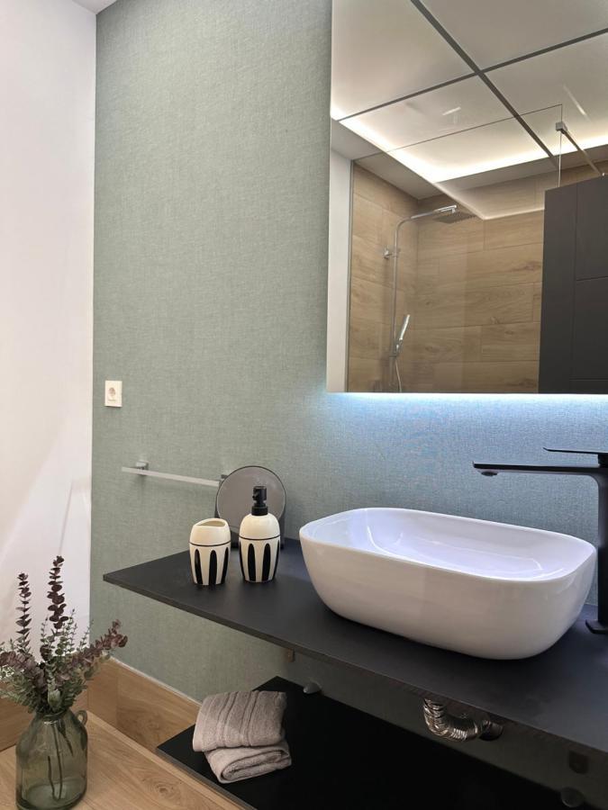 Suites 18 - Hostatel Granada Exteriör bild